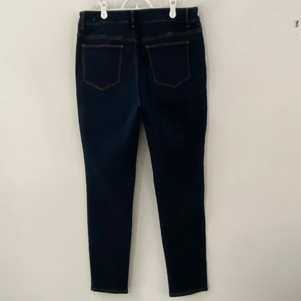 Chico’s the Platinum Blue Jegging Skinny Stretch Jeans Size 1 / US Size 8 R NWOT - Picture 2 of 10